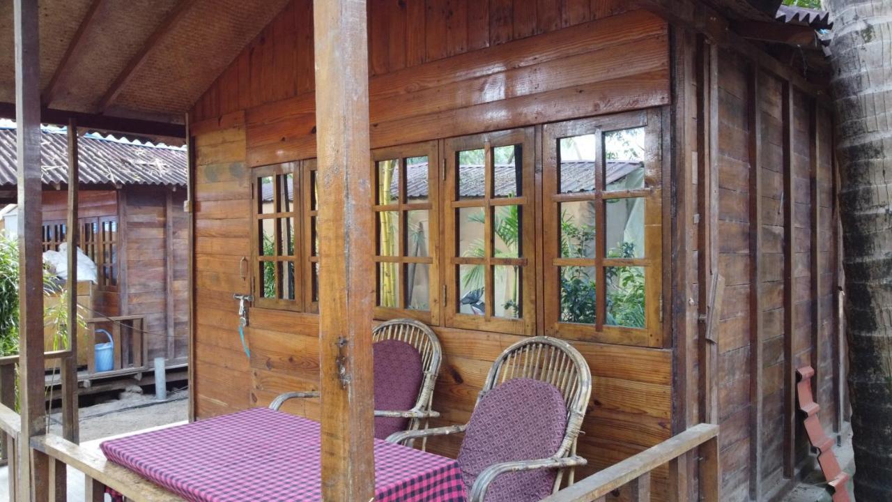 مبيت وإفطار كِناكونا Fernandes Bar And Restaurant المظهر الخارجي الصورة